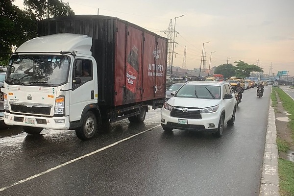 Police Seizes Laide Bakare's Car For Driving On BRT Lane, Furious Nollywood Actress Pays N70,000 Fine - autojosh 