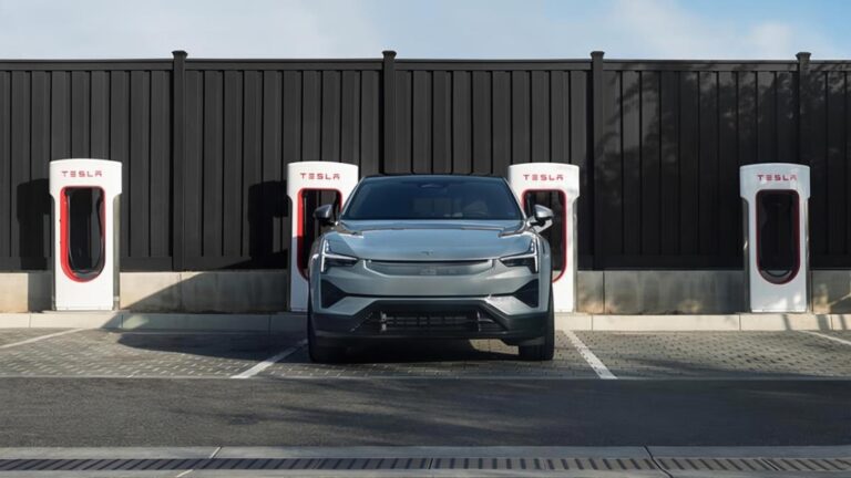 North American Polestar owners can now use the Tesla Supercharger network