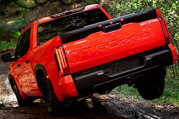 10 Things to Know About the 2022 Toyota Tundra Pickup Truck - autojosh