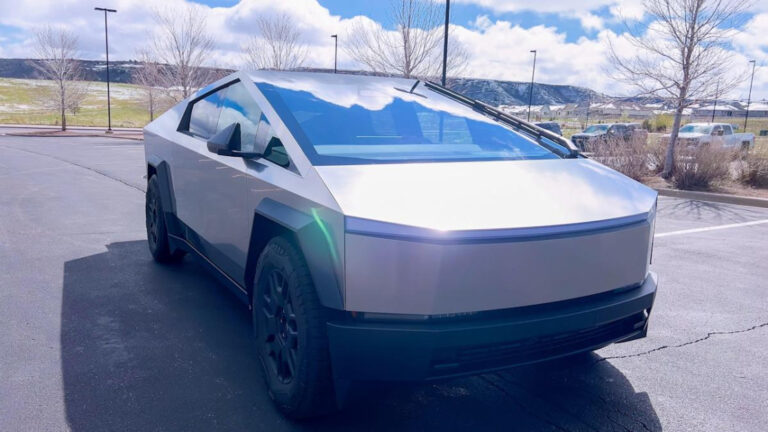 Tesla owners gut-punched after receiving unexpected notice from insurance company: ‘Mind you, zero accidents in my life’