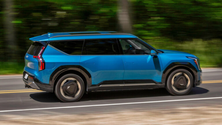 I Lived with a Kia EV9 for a Year. There’s Only One Thing I Would Change.