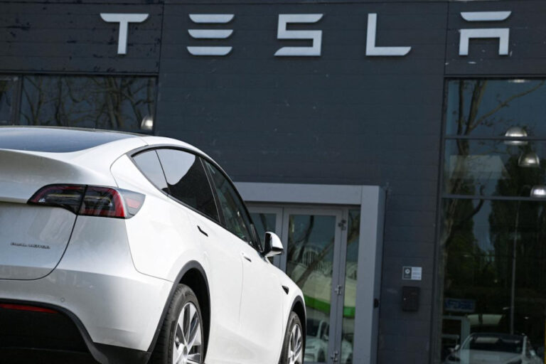 Tesla wins bid to decertify class action lawsuit alleging racial discrimination