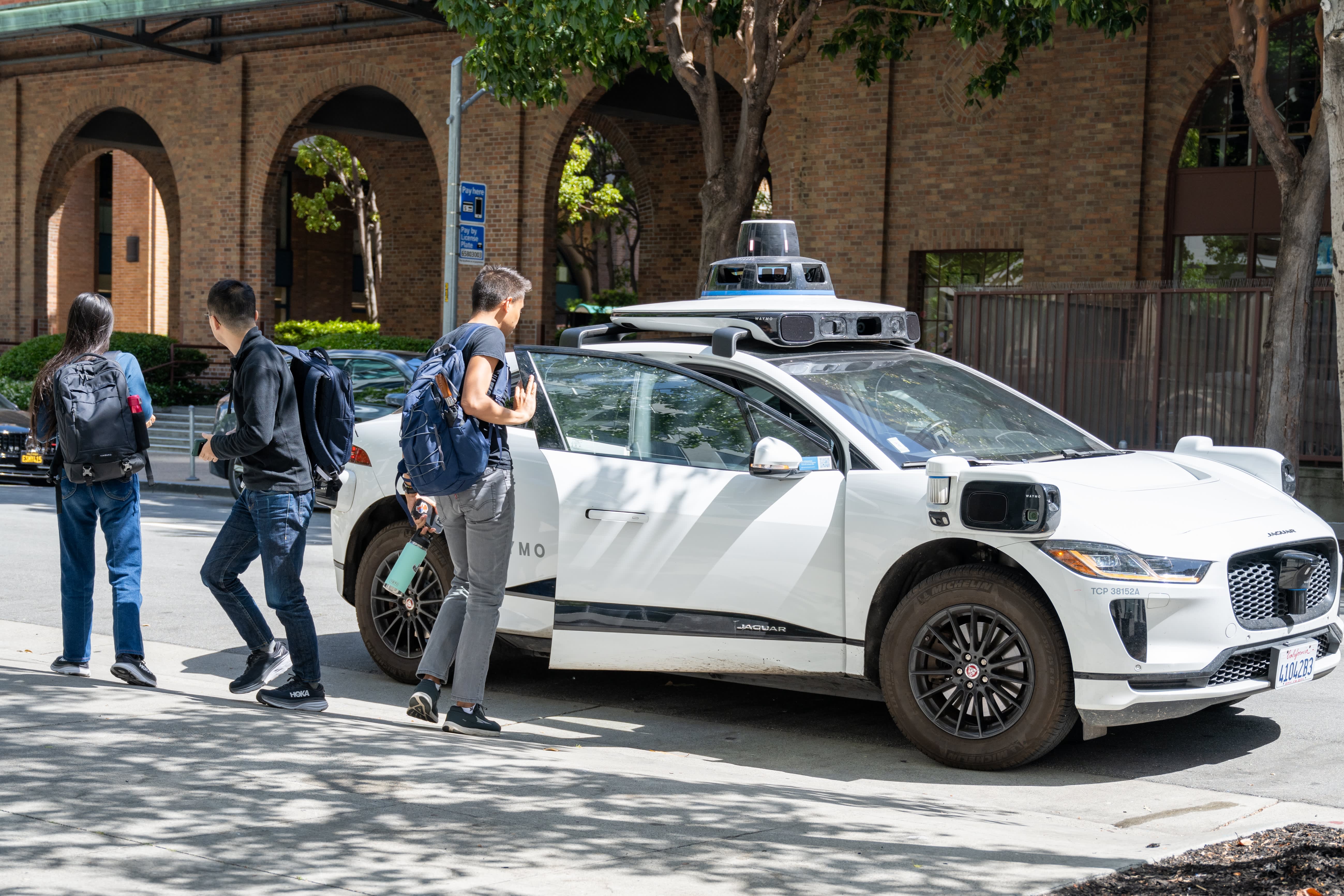 2025: The year that the robotaxi went mainstream with Waymo leading the pack