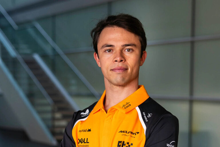 De Vries in full reserve role with McLaren